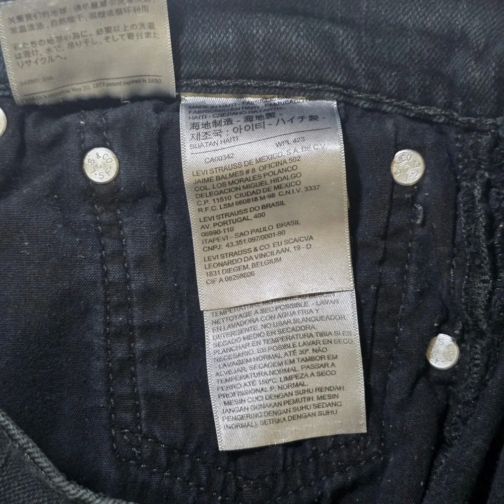 Levis 511 Slim Fit Jeans Mens 32x30 Black Denim Straight Leg Casual 511-0168